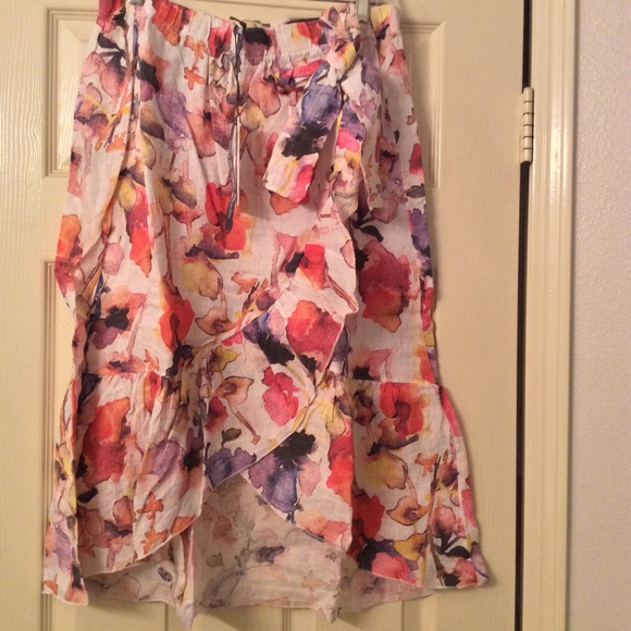 “NWT” Multi Colored Floral Skirt - Picture 1 of 2